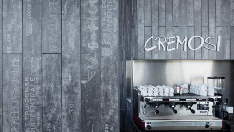 lógica2-projetos-e-construções-obra-remodelação--espaço-comercial-cremosi8