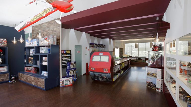 lógica2-projetos-e-construções-obra-remodelação-espaço-comercial-minitrem-matosinhos8